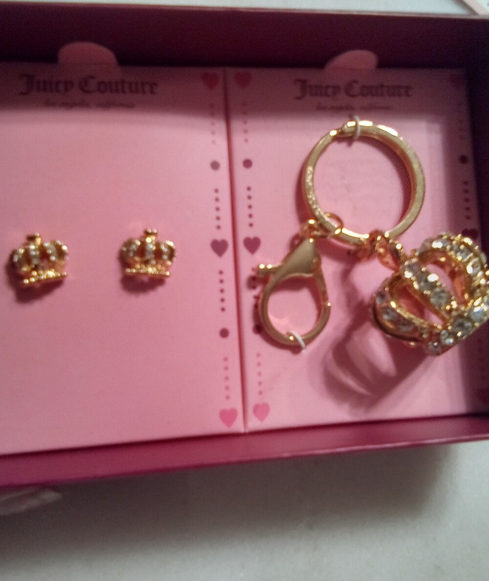 Juicy Couture Gold Crown Jewelry Set